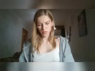 DeedraGalarneau  live sex cam