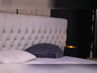 AlenaCapricious  live sex cam