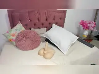 DaliaJohnson  live sex cam