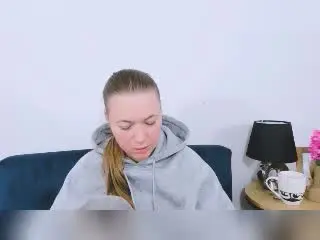 LeaHoty  live sex cam