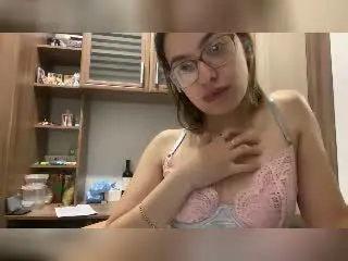 RaneeDerienzo  live sex cam