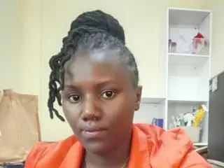 BetsiFrankie  live sex cam