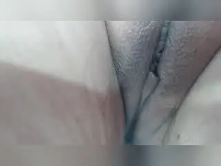 KatieHotX  live sex cam