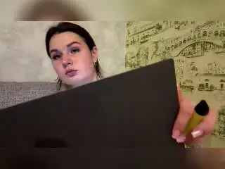 LindsySwisher  live sex cam