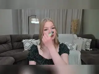 NicoleBrian  live sex cam