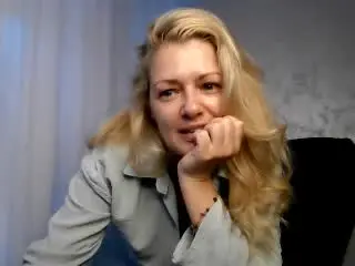 GladisBelle  live sex cam