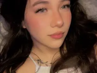 SophieLiaz  live sex cam