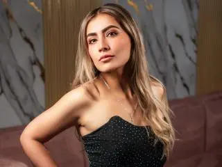 AriaRous  live sex cam