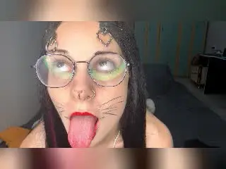 VirginiaAttaway  live sex cam
