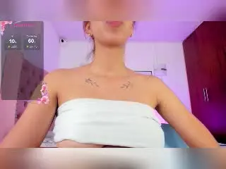 LauraVeliez  live sex cam