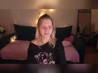 VikiCharm  live sex cam