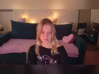 VikiCharm  live sex cam
