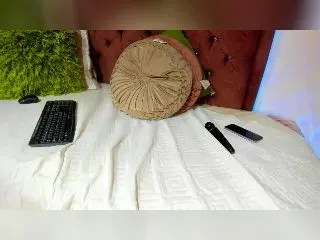 AliceKayleigh  live sex cam