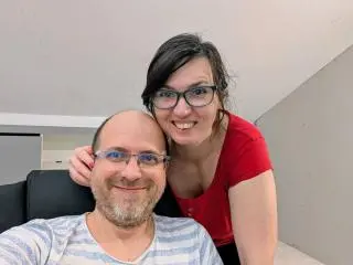 VikAndKarina  live sex cam