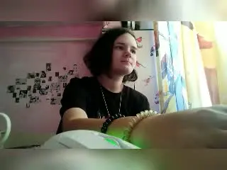 TreenaVisosky  live sex cam