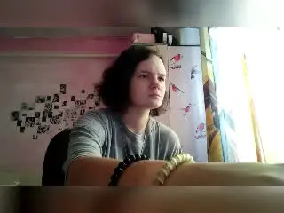 TreenaVisosky  live sex cam