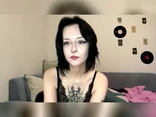 LianeBadenoch  live sex cam