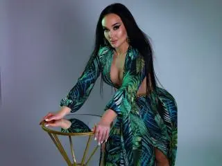 XandraRaven  live sex cam