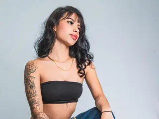 Kazumii  live sex cam