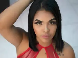 LucyPetty  live sex cam