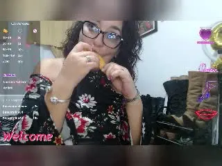 SaimaJaye69  live sex cam