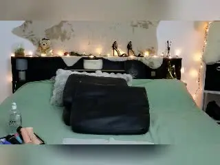 ElvinnaLaFrancaise  live sex cam