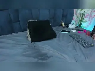 MelodyMegann  live sex cam