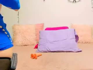 ScarletBeautty  live sex cam