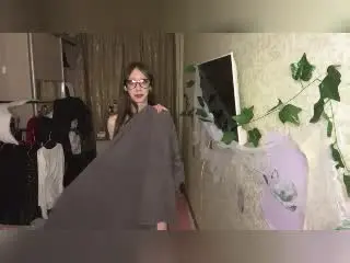 GillianSerrao  live sex cam