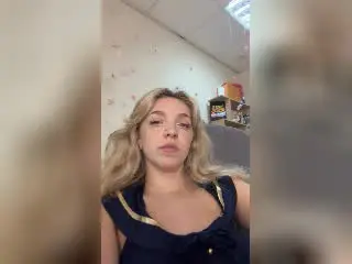 SugarrX  live sex cam