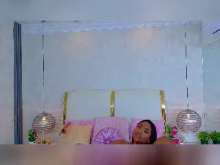 NaiomiLanne  live sex cam