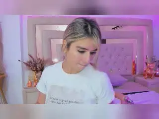 SashaPolet  live sex cam