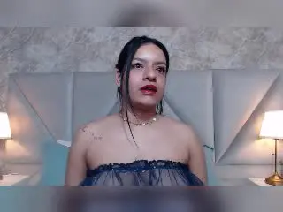 SophieSoler  live sex cam