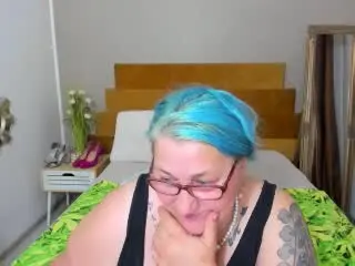 BlondyBigBoobs  live sex cam