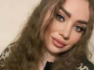 MelanyShaw  live sex cam
