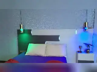 CassieJones  live sex cam