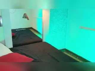 CassieJones  live sex cam