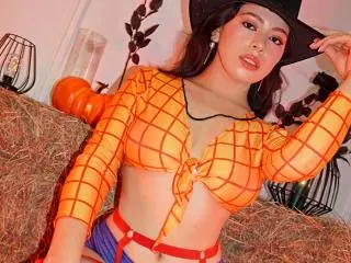 LindaMancini  live sex cam