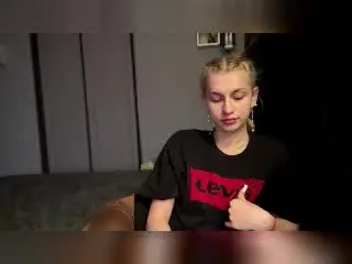 CleliaMarchak  live sex cam