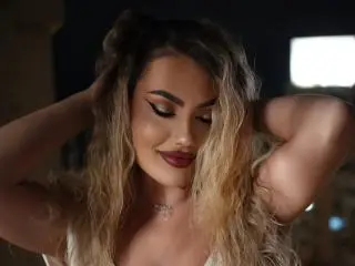 CelineHuddson  live sex cam
