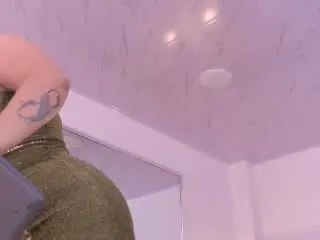 BeccaSwan  live sex cam