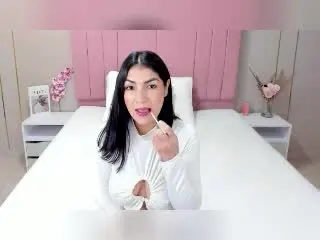 ChanelBrouw  live sex cam
