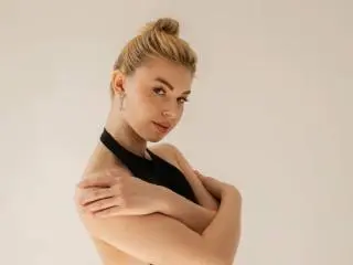 SlyviaCoffen  live sex cam