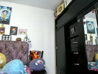 SophieHill  live sex cam
