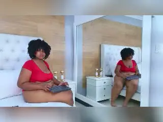 ViaraMoon  live sex cam