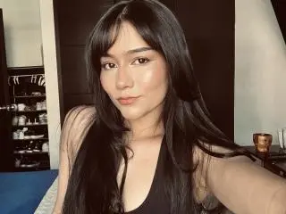 DeisyWest  live sex cam