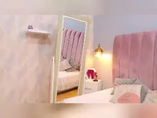 LeenaBrown  live sex cam