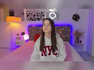 LuisaClover  live sex cam
