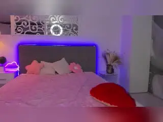 LuisaClover  live sex cam