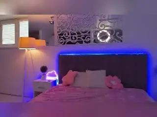 LuisaClover  live sex cam